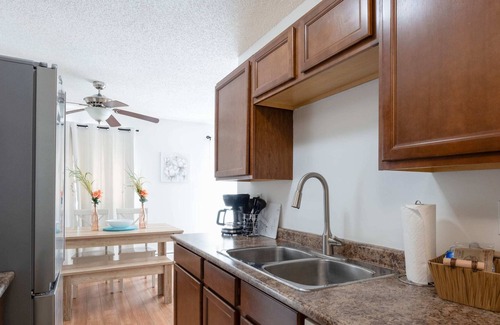 Fort McMurray Apartment | Spacious 1BR | w/ Parking & Wi-Fi | Near NLRHC