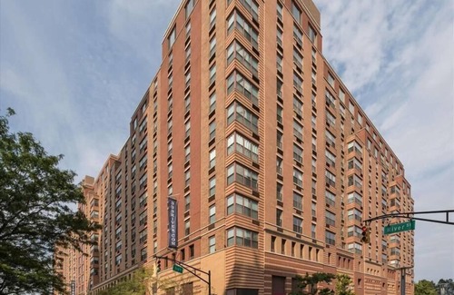 Hoboken Apartment | Spacious 1BR | Work Remote | Laundry + Kitchen | Hoboken
