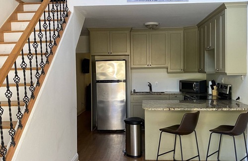 Sylvan Hills Apartment | Spacious 2 BD/2BA Loft;10 Mins from Atlanta Airport and Midtown!
