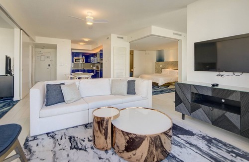 Barrier Island Condo | Spacious 2 Bdrm + Den At The W Fort Lauderdale Residences Sleeps 8