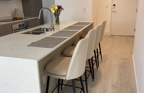 North Miami Apartment | Spacious 2 Bedroom, 2 Bathroom condo with heated outdoor pool and jacuzzi!