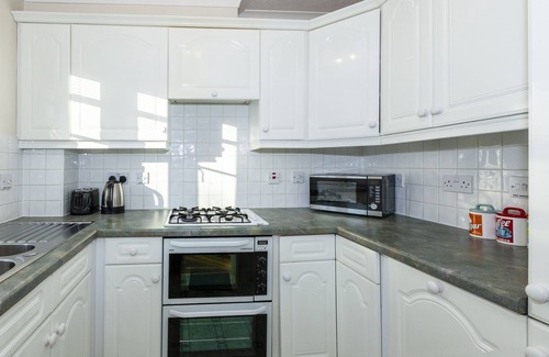 Basingstoke Apartment | Spacious 2 bed 2 bath