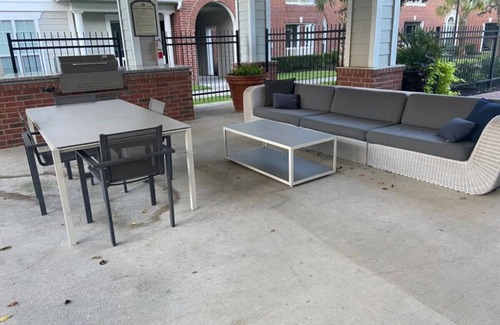 College Park Apartment | Spacious 2 bed/2Bath in The Woodlands, TX
