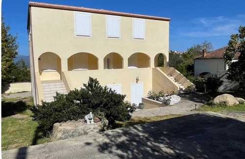 Casanova Apartment | SPACIOUS 2 BED APARTMENT BETWEEN SEA AND MOUNTAINS