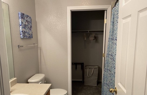Village Seven Condo | Spacious 2 Bedroom Main Level Condo