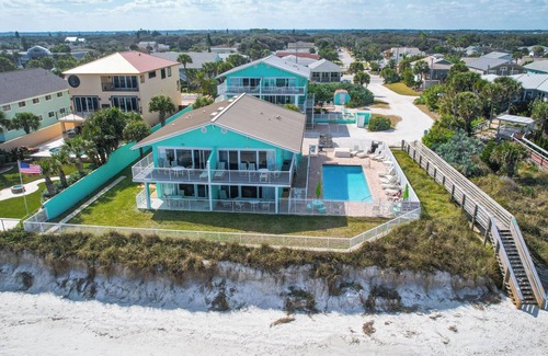 New Smyrna Beach Condo | Spacious 2-bedroom 2-bath condo with exquisite views of New Smyrna Beach