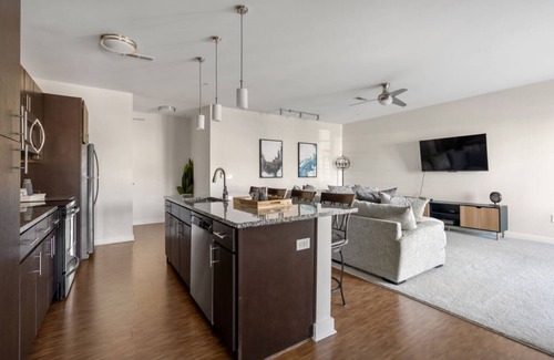 Grandview Heights Apartment | Spacious 2-Bed with a Pool, Hot Tub and Gym