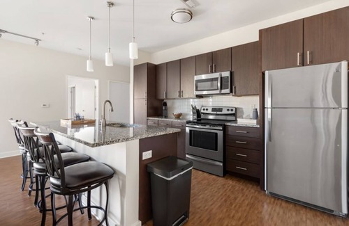 Grandview Heights Apartment | Spacious 2-Bed with a Pool, Hot Tub and Gym