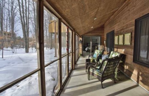 Harbor Springs Condo | Spacious 2 Bedroom, 2 Bath Plus, 1500 Sq Ft. Trout Creek Condo #133. Close to Skiing, Golf, Beaches