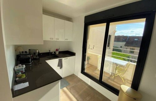 Saint-Maurice Apartment | Spacious 2-bedroom apartment