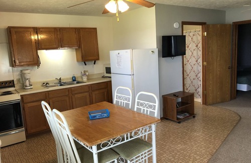 Mountain Home Condo | Spacious 2 bedroom condo with stunning lake view #11