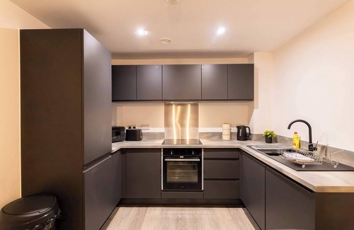 Vauxhall Apartment | Spacious 2 Bedroom Apartment in Liverpool