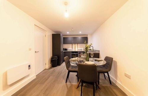 Vauxhall Apartment | Spacious 2 Bedroom Apartment in Liverpool
