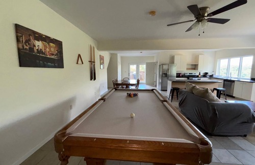 Quincy Apartment | Spacious 2-bedroom Apt Waynesboro, Long term allowed