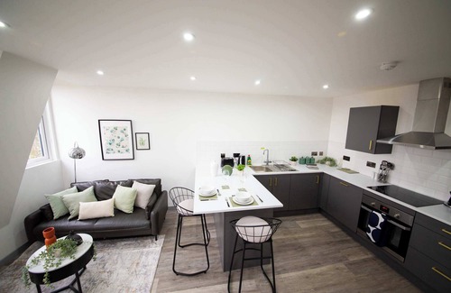 Preston Apartment | Spacious 2 Bedroom Apartment in Central Preston