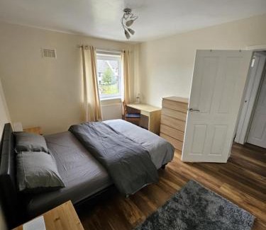 Liberton Apartment | Spacious 2-bedroom apartment!