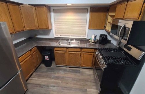 Albright Apartment | Spacious 2 bedroom apartment