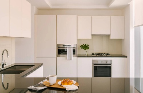 Al Wasl Apartment | Spacious 2 Bedroom Apartment at Downtown Dubai