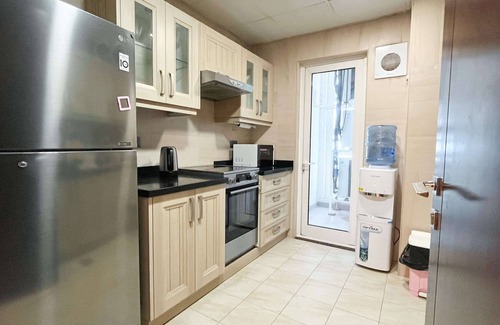 Block 428 Apartment | Spacious 2 Bedroom apartment in City Center