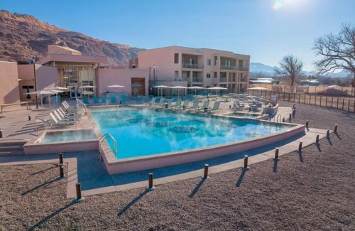 Moab Condo | Spacious 2-bedroom condo with AC, WiFi in charming Moab