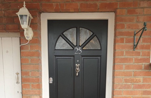 Iver Apartment | Spacious 2-Bedroom Family Flat in Iver Heath