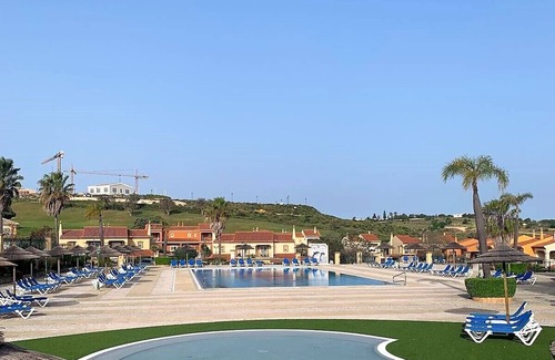 Atalaia Apartment | Spacious 2 Bedroom ground floor apartment with communal Pool