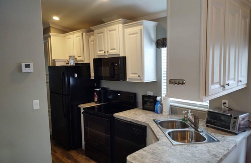 Kissimmee Resort | SPACIOUS 2 BEDROOM HOUSE IN DISNEY AREA 5 STAR RATED MILL CREEK RESORT 2763