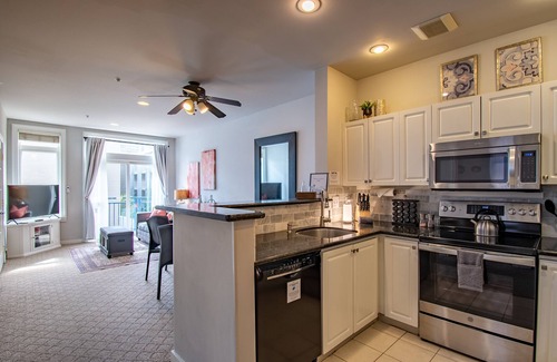 Belltown Condo | Spacious 2 Bedroom Home at the Heart of Seattle
