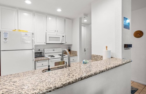 Oceanside Condo | Spacious 2 Bedroom - Penthouse with fabulous ocean view -A304 - Sail Away Stay North Coast Village