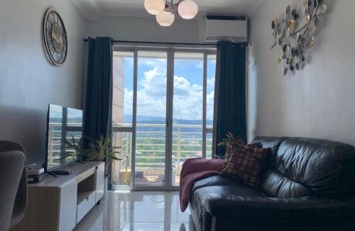 Cagayan de Oro Apartment | Spacious 2-bedroom condo,Wifi,Netflix,Free Parking