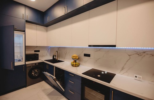 Old Town Apartment | Spacious 2-bedroom apartment with WiFi, AC in cool Cluj-Napoca