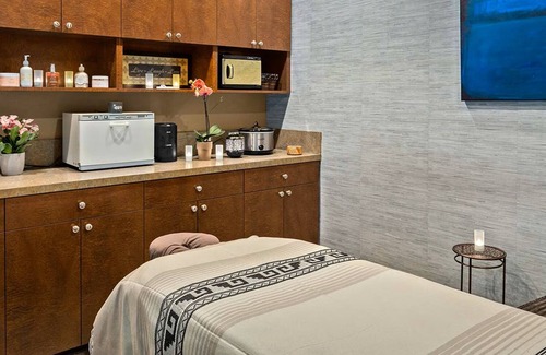 Terra Lago Apartment | Spacious 2-Bedroom Stay Near Coachella with Pool Access and Full Kitchen