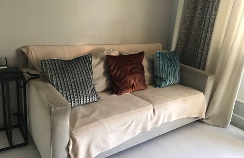 Don Bosco Condo | Spacious 2 bedroom unit fits 8 pax