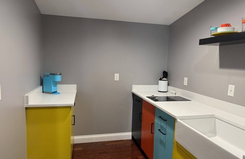 Lexington Apartment | Spacious 2 Bedroom Upstairs Apt in Lexington/Mansfield Monthly Rates Available