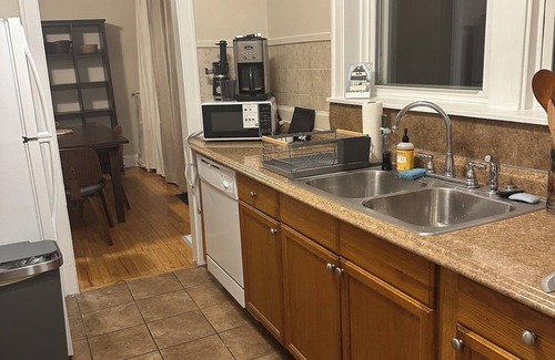 Forest Park Apartment | Spacious 2-bedroom apartment in Forest Park