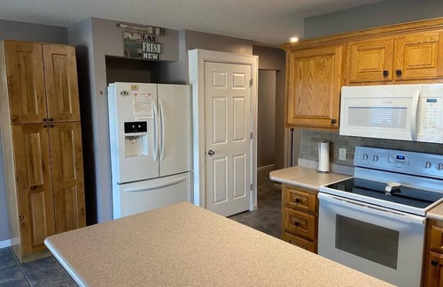 Osage Beach Condo | Spacious 2-bedroom condo with AC, WiFi in beautiful Osage Beach