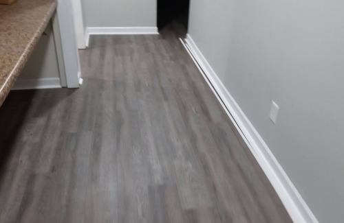 Town Center House | Spacious 2 Bedroom with Private entrance