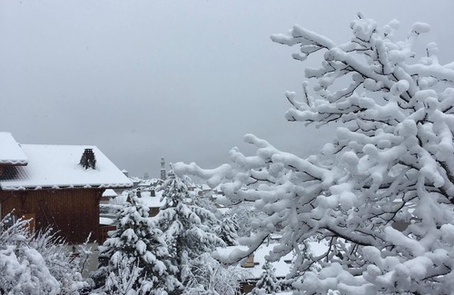 La Perriere Apartment | Spacious 2 bedroomed apartment with great views and location in La Tania