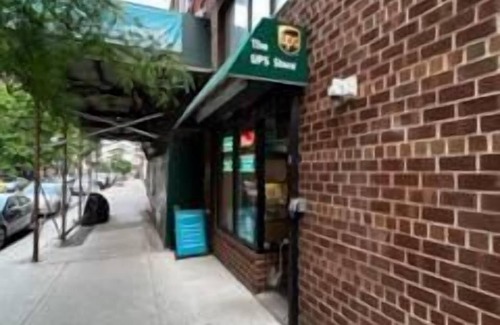 Upper East Side Apartment | Spacious 2 BR on Upper East Side