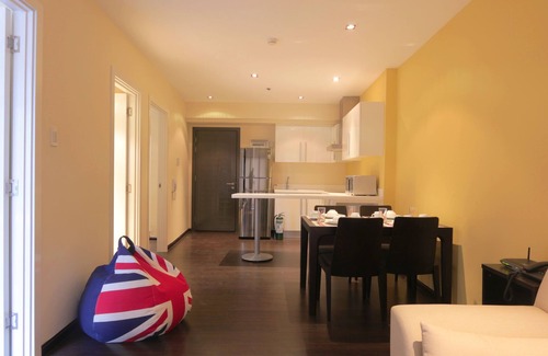 Downtown Apartment | Spacious 2-BR Unit @ Knightsbridge 2110