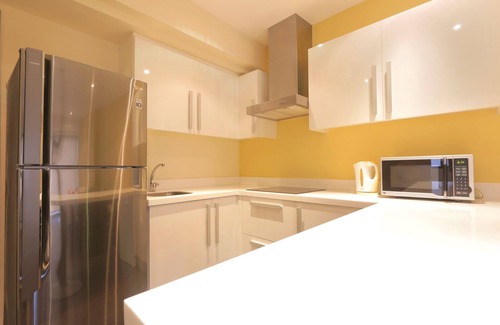 Downtown Apartment | Spacious 2-BR Unit @ Knightsbridge 2110