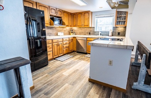Copper Mountain Condo | Spacious 2 BR with great views, close to lifts.