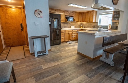 Copper Mountain Condo | Spacious 2 BR with great views, close to lifts.