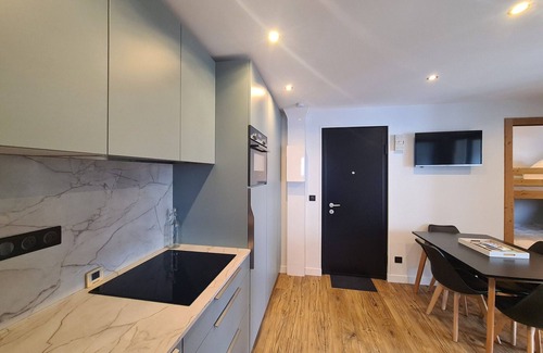 Les Carroz-d'Araches Apartment | Spacious 2-Room Apartment for 5 in Village Center, Near Slopes