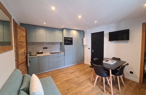 Les Carroz-d'Araches Apartment | Spacious 2-Room Apartment for 5 in Village Center, Near Slopes