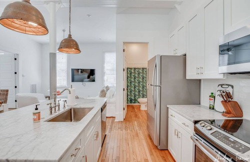 Tybee Island Condo | Spacious 2 King Bedroom Condo with Pool