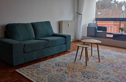 Garches Apartment | Spacious 2-room apartment with terrace