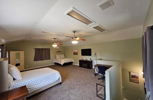 Rosedale House | Spacious 2 story 1 bedroom home with pool