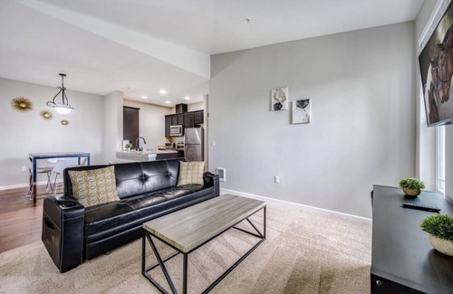 South Westside Apartment | Spacious 2BD/2BA Apartment in Prime Olympia Locati