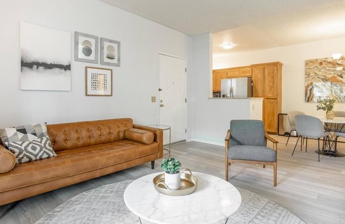 Fremont Apartment | Spacious 2BR Apartment in Fremont + Parking